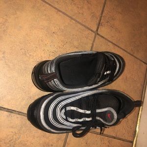 Size 9.5 Nike air maxs